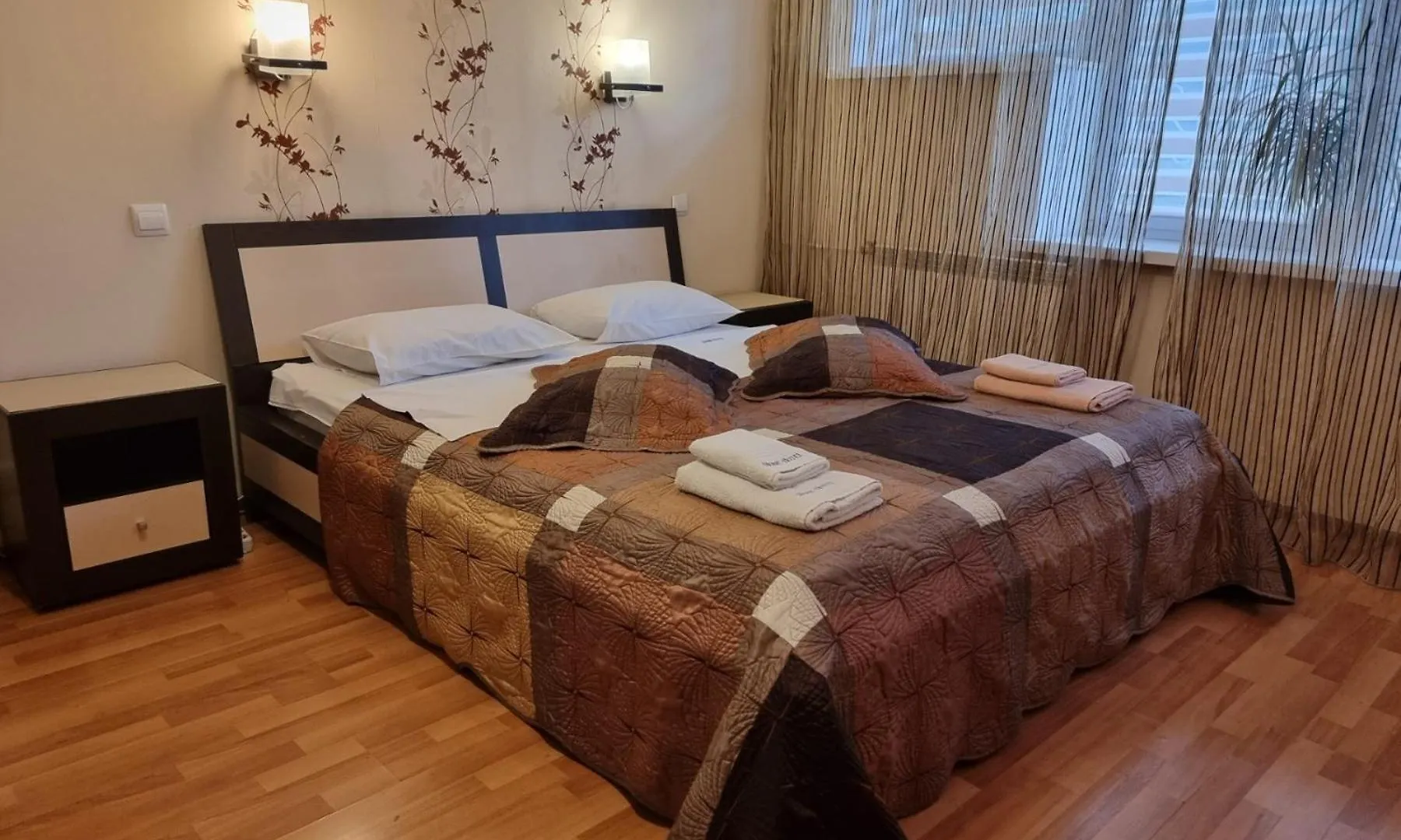Home Hotel Apartments on Kontraktova Ploshcha Kiev