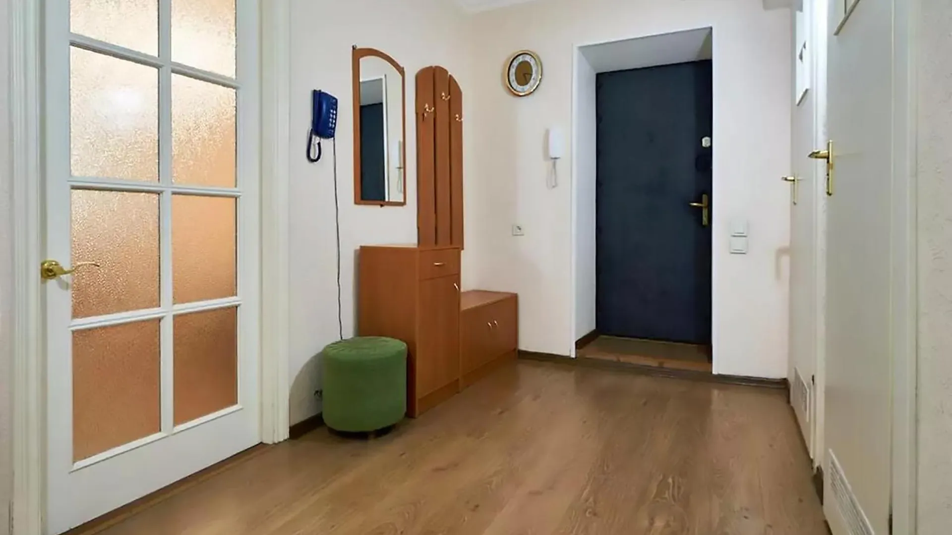 Home Hotel Apartments on Kontraktova Ploshcha Kiev