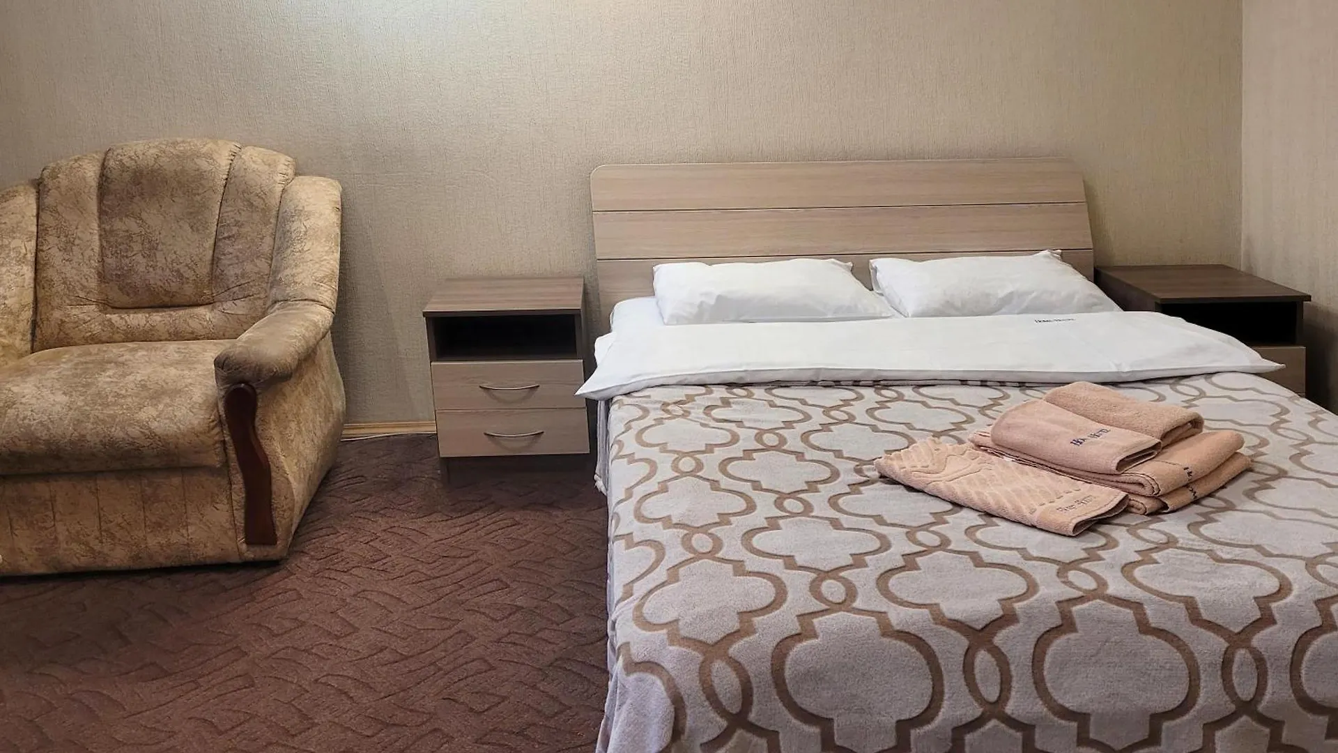 Home Hotel Apartments on Kontraktova Ploshcha Kiev Oekraïne