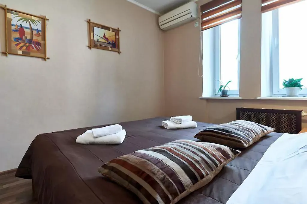 Home Hotel Apartments on Kontraktova Ploshcha Kiev