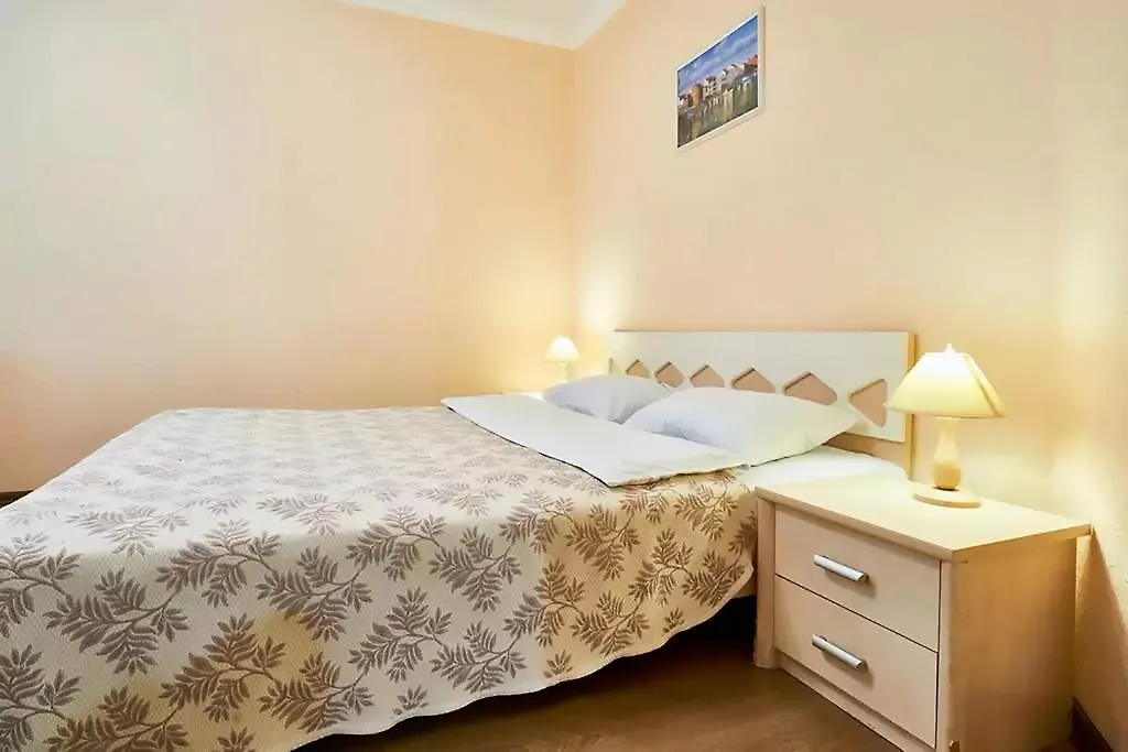 Home Hotel Apartments On Kontraktova Ploshcha キエフ