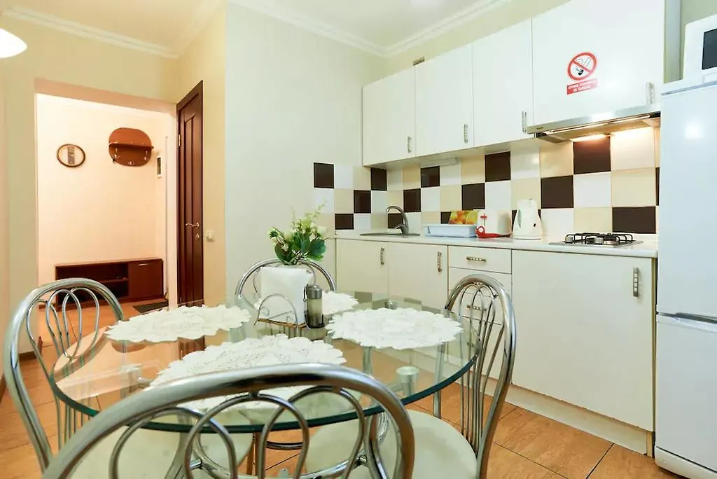 Home Hotel Apartments On Kontraktova Ploshcha キエフ 0*,  ウクライナ