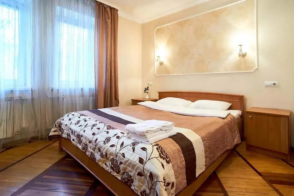 Home Hotel Apartments On Kontraktova Ploshcha Kiew