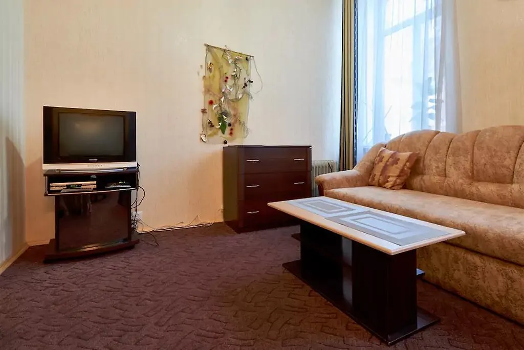 Home Hotel Apartments On Kontraktova Ploshcha キエフ ウクライナ