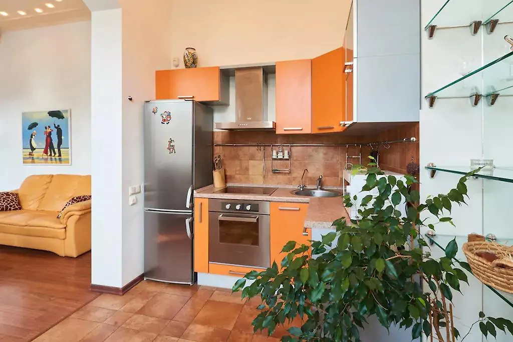 Home Hotel Apartments On Kontraktova Ploshcha Kiew 0*,