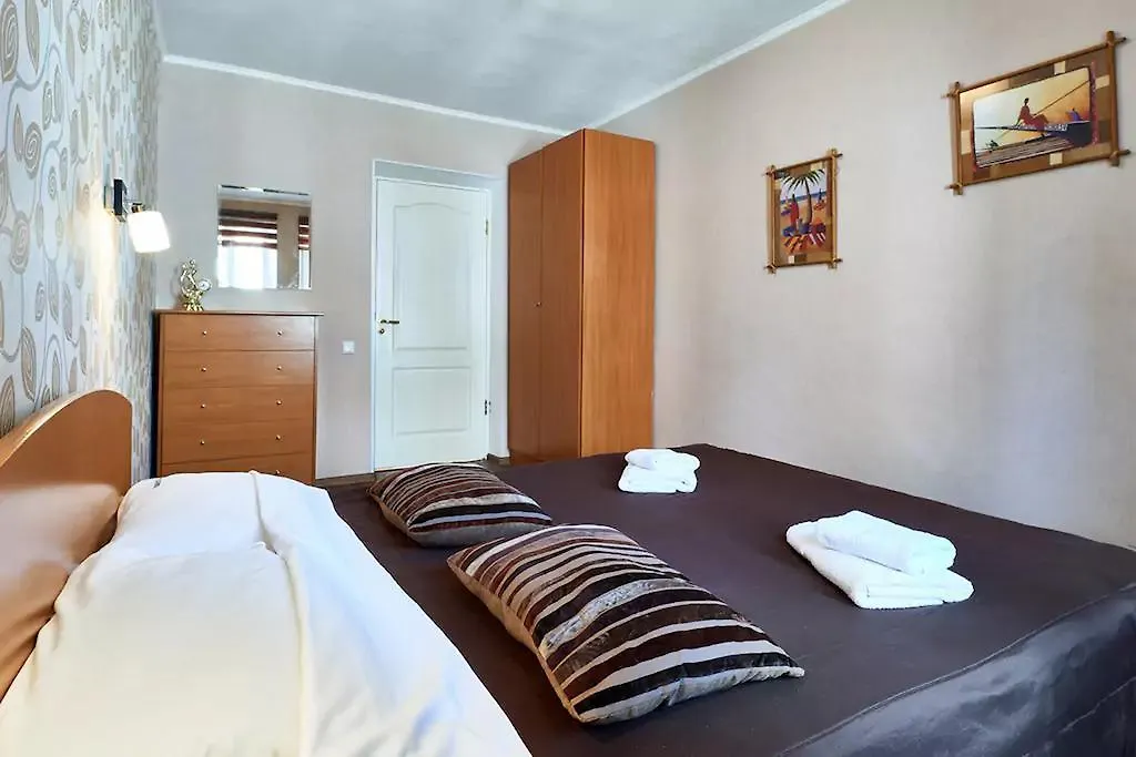 Home Hotel Apartments On Kontraktova Ploshcha キエフ 0*,  ウクライナ